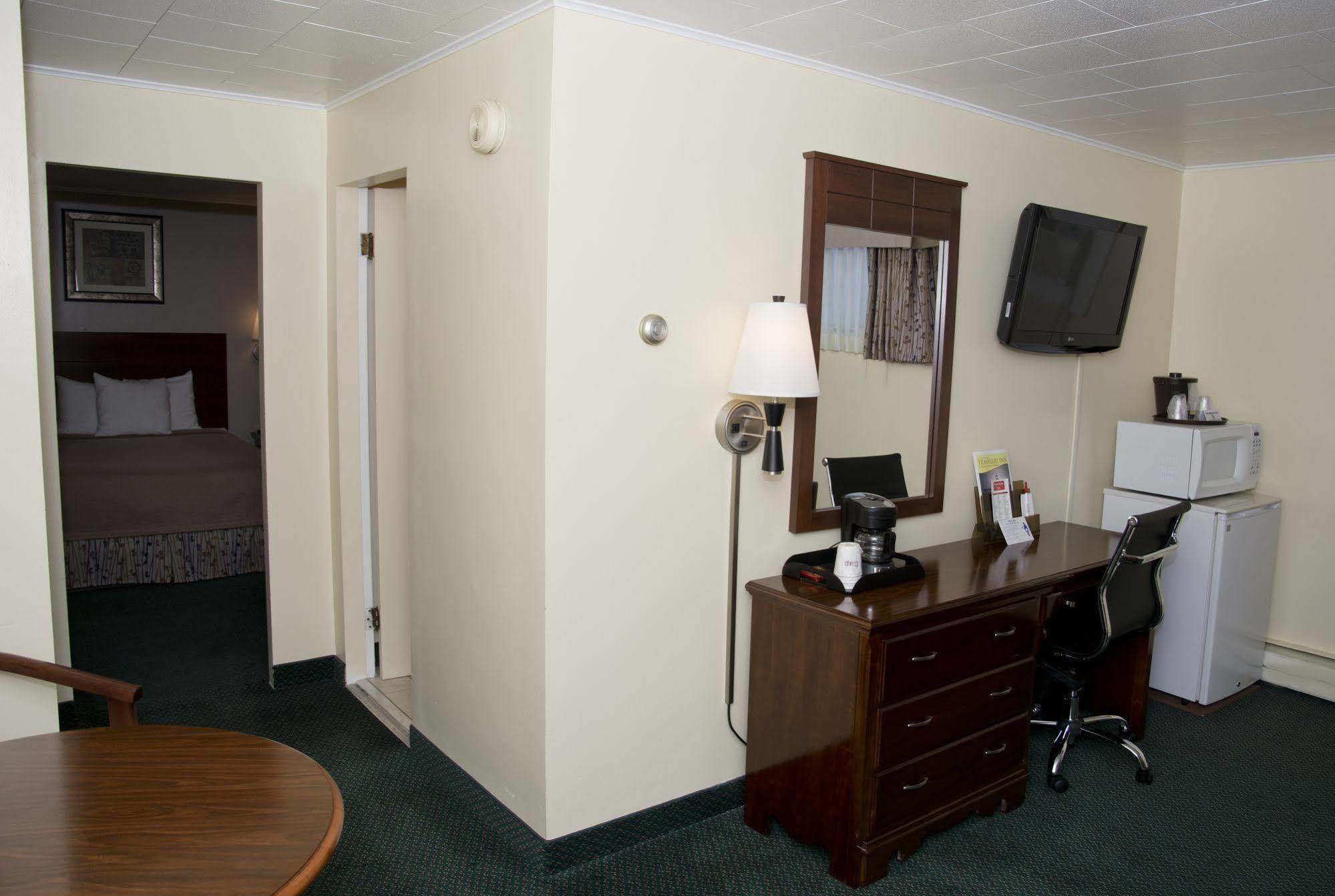 Travelers Inn Brunswick Buitenkant foto