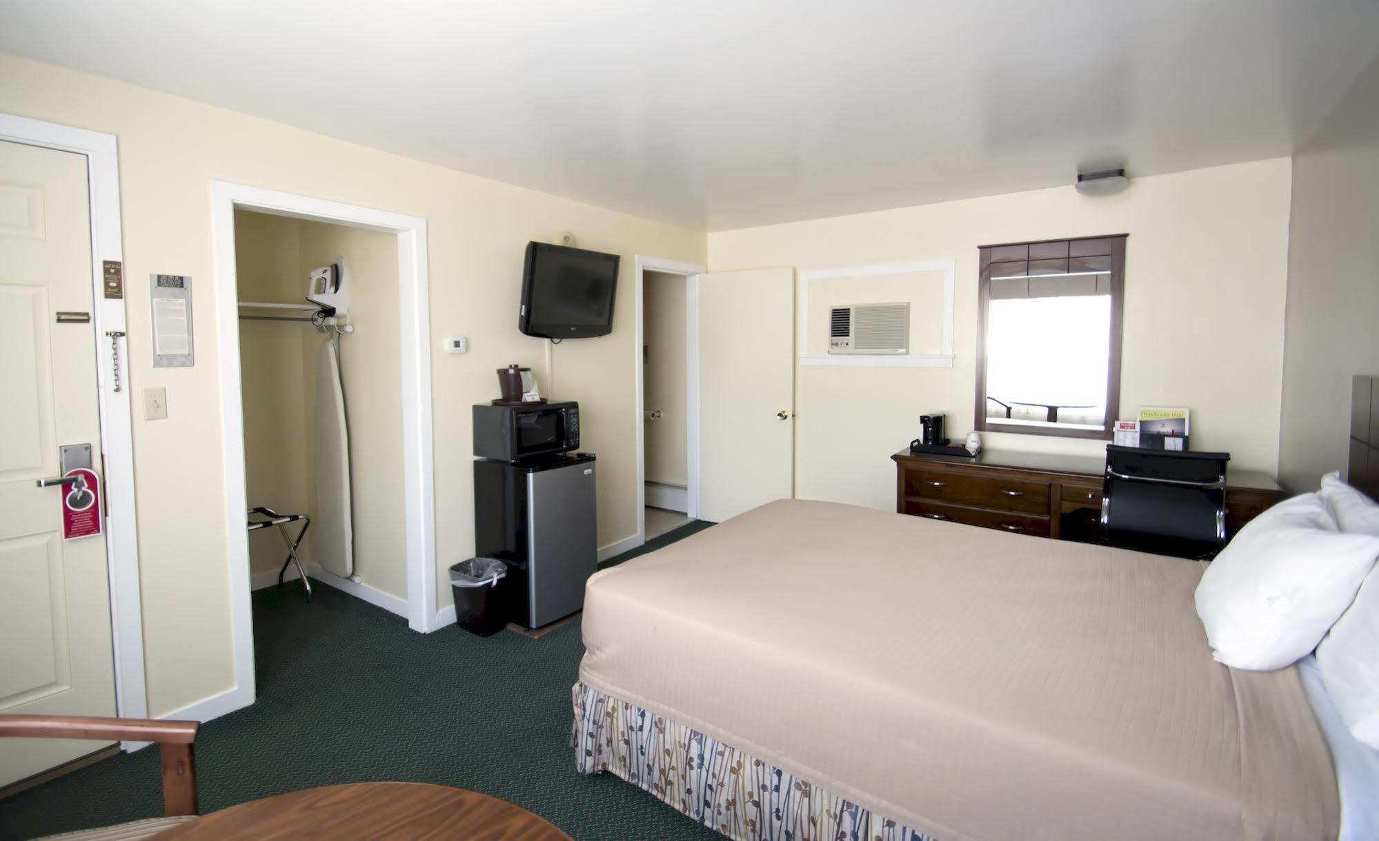 Travelers Inn Brunswick Buitenkant foto